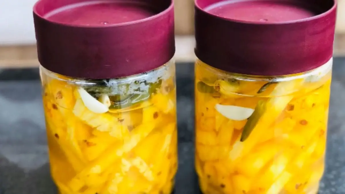 pickled pineapple