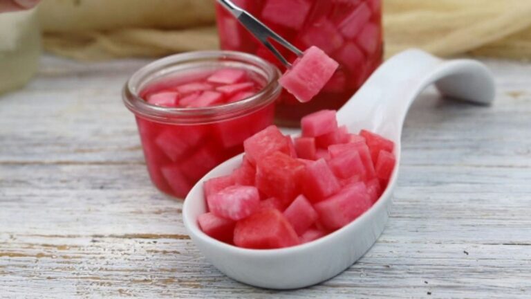 pink pickled radish